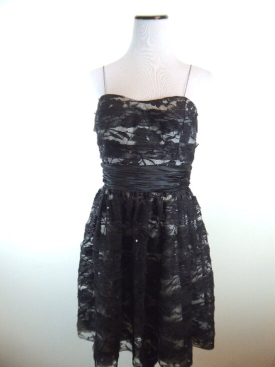 Dresses & Skirts - AQUA BRAND spaghetti strap BLACK LACE DRESS 10